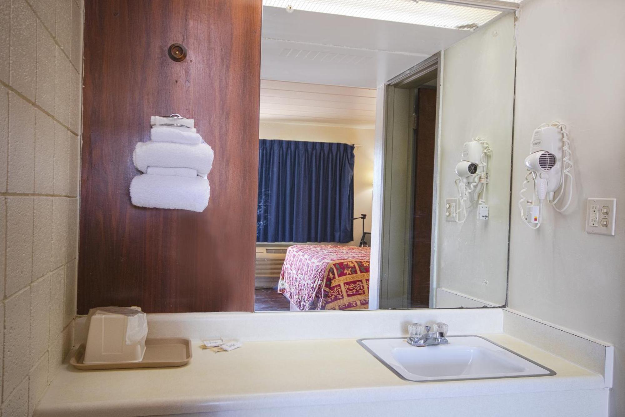 Centralia Motel Near Downtown By Oyo エクステリア 写真
