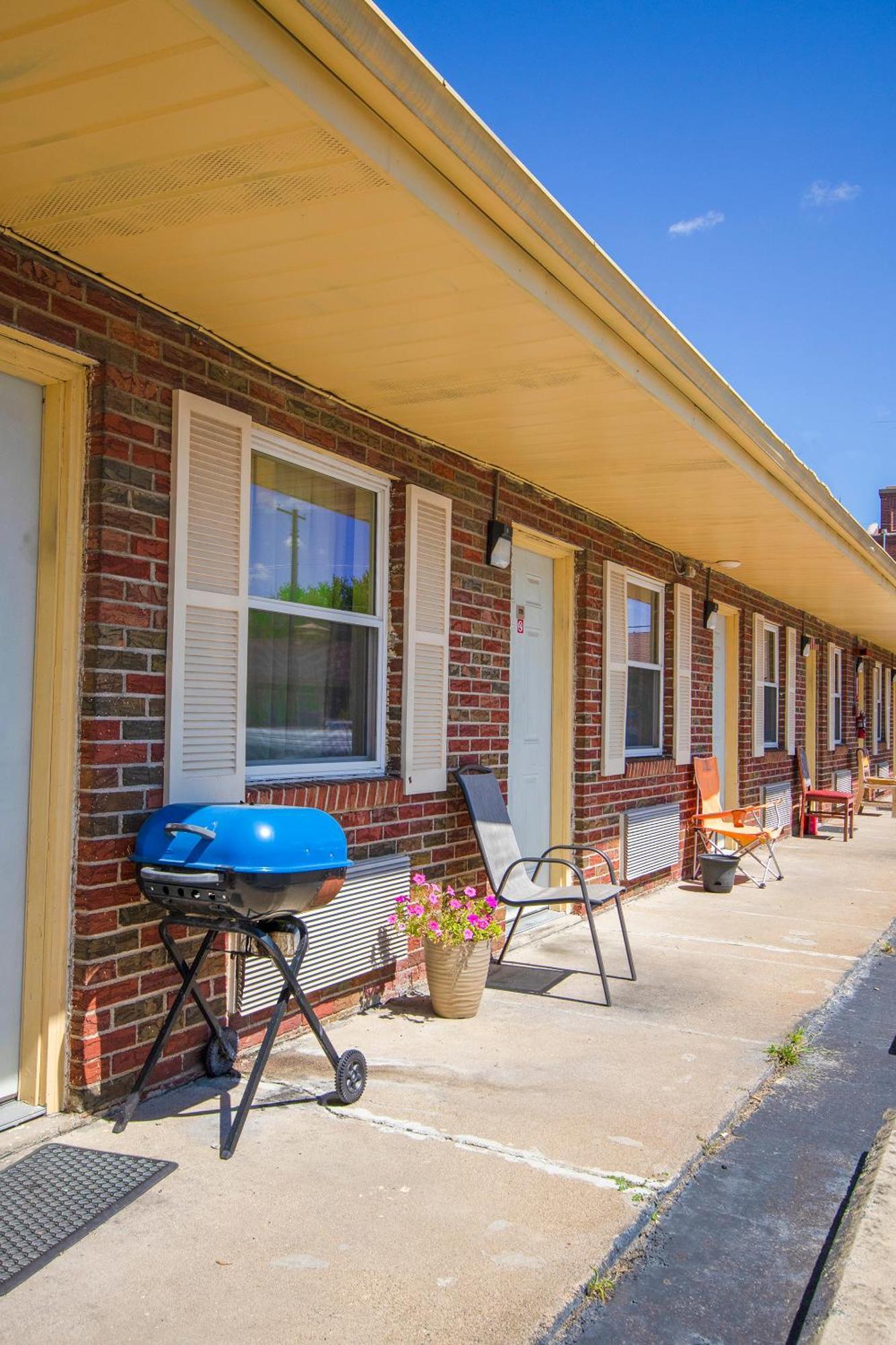 Centralia Motel Near Downtown By Oyo エクステリア 写真